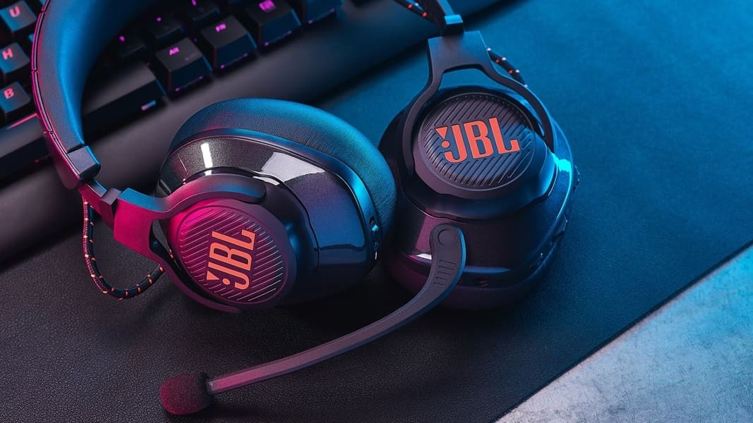 Os melhores fones de ouvido para jogos JBL QUANTUM ONE