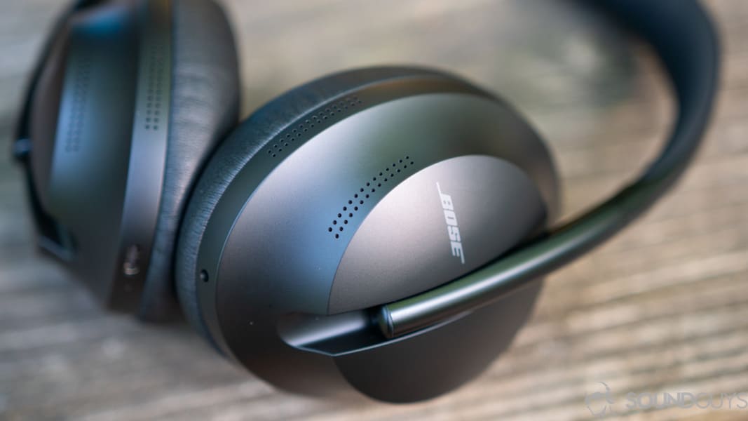 หูฟังตัดเสียงรบกวน Bose ที่ดีที่สุด 700 สำหรับการฟังเพลง