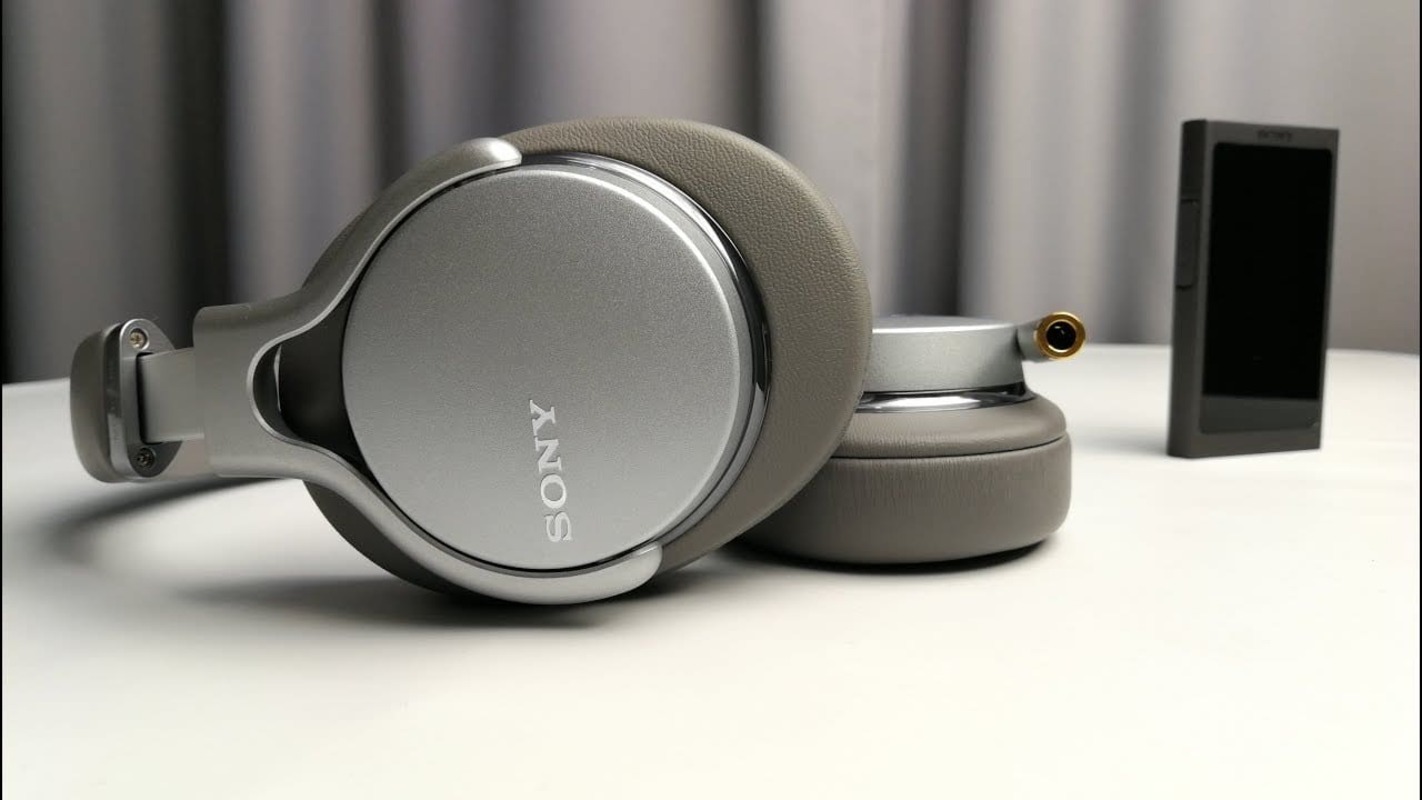 Mejor calificación de auriculares Sony: MDR-1AM2