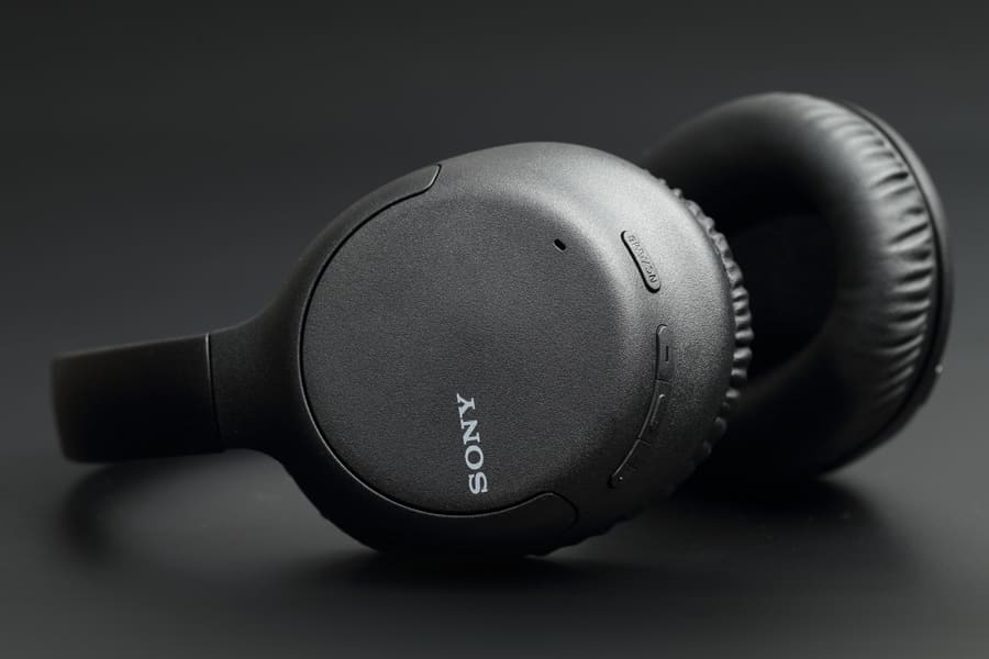 Auriculares Sony WH-CH710N