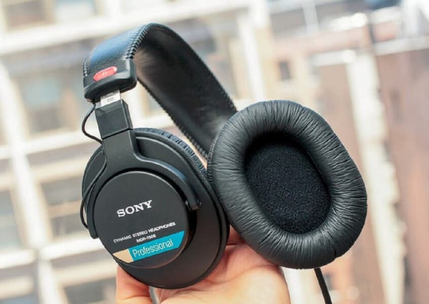 สุดยอดหูฟังมอนิเตอร์ Sony MDR-7506