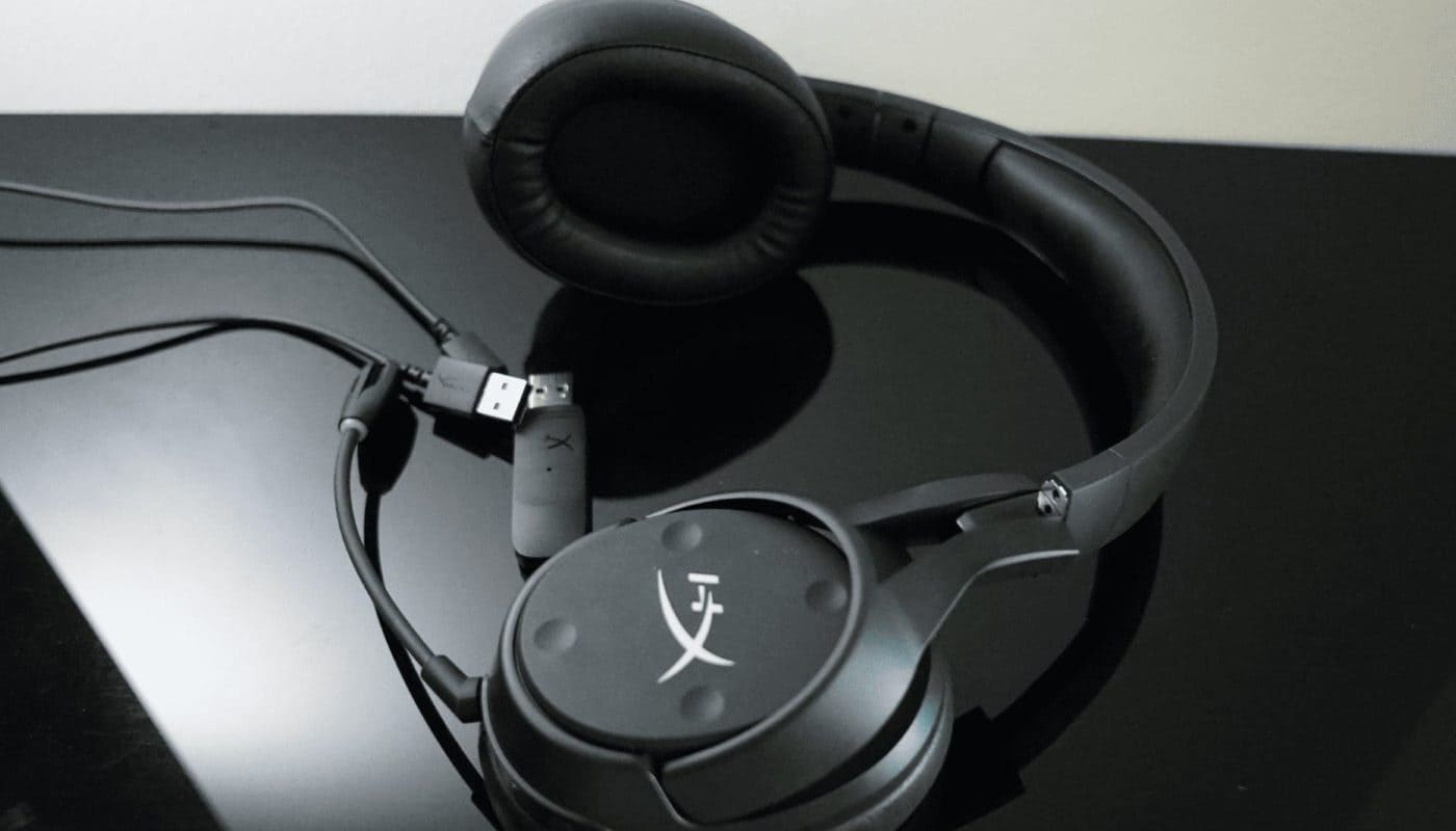 หูฟังคอมพิวเตอร์ HyperX Cloud Flight S ที่ดีที่สุด