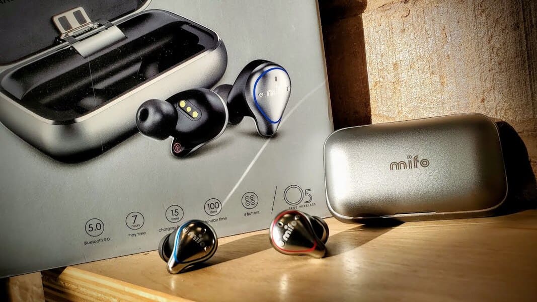 Els millors anàlegs d'AirPods amb Aliexpress - Mifo O5 pro