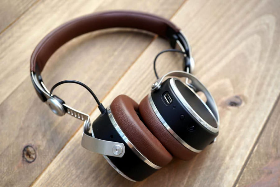 Els millors auriculars per a iPhone Beyerdynamic Aventho Wireless