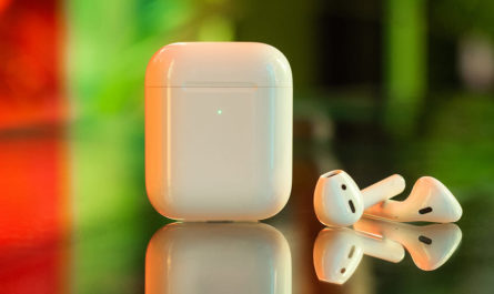 How to connect AirPods headphones